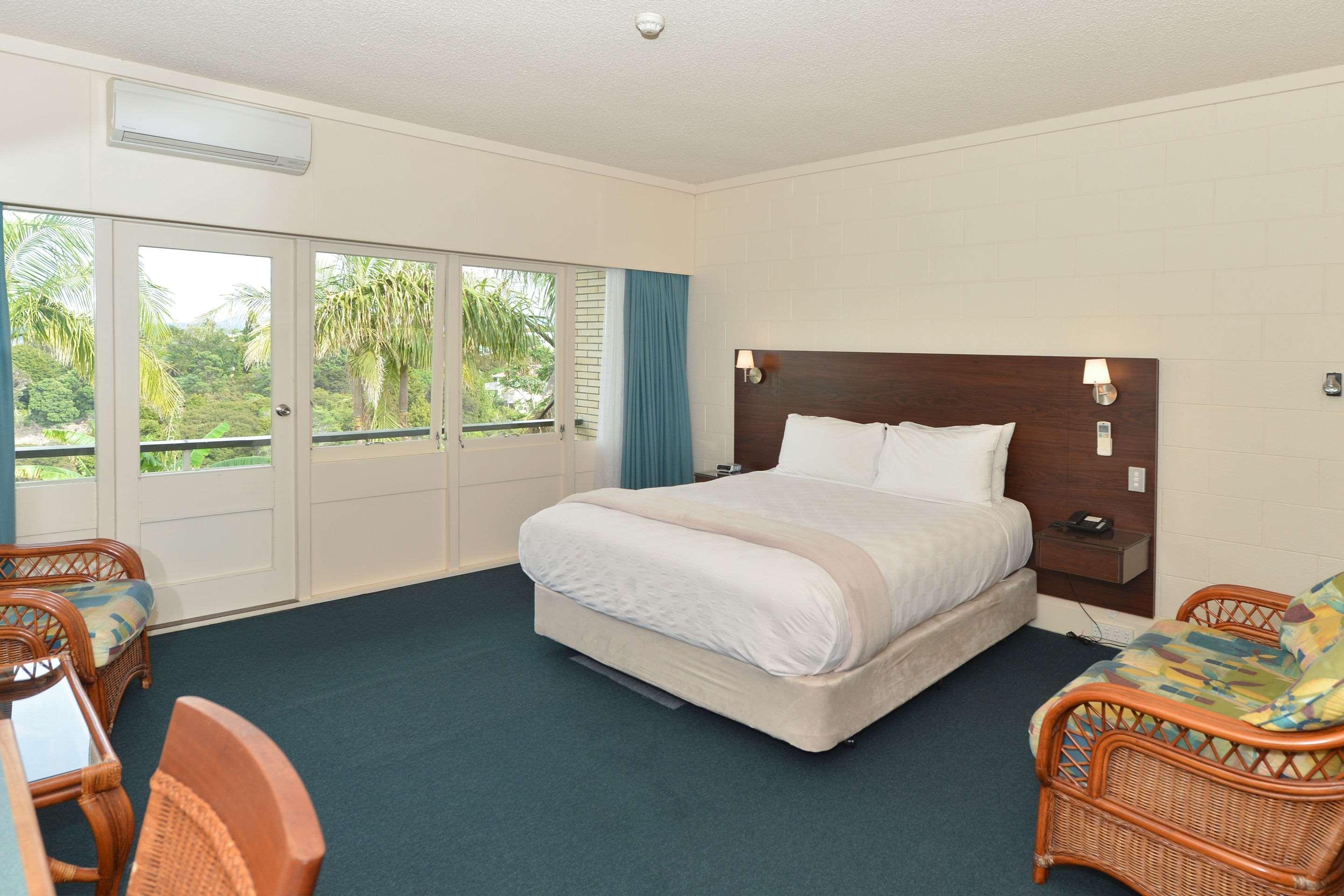 Comfort Hotel Flames Whangarei Exterior photo