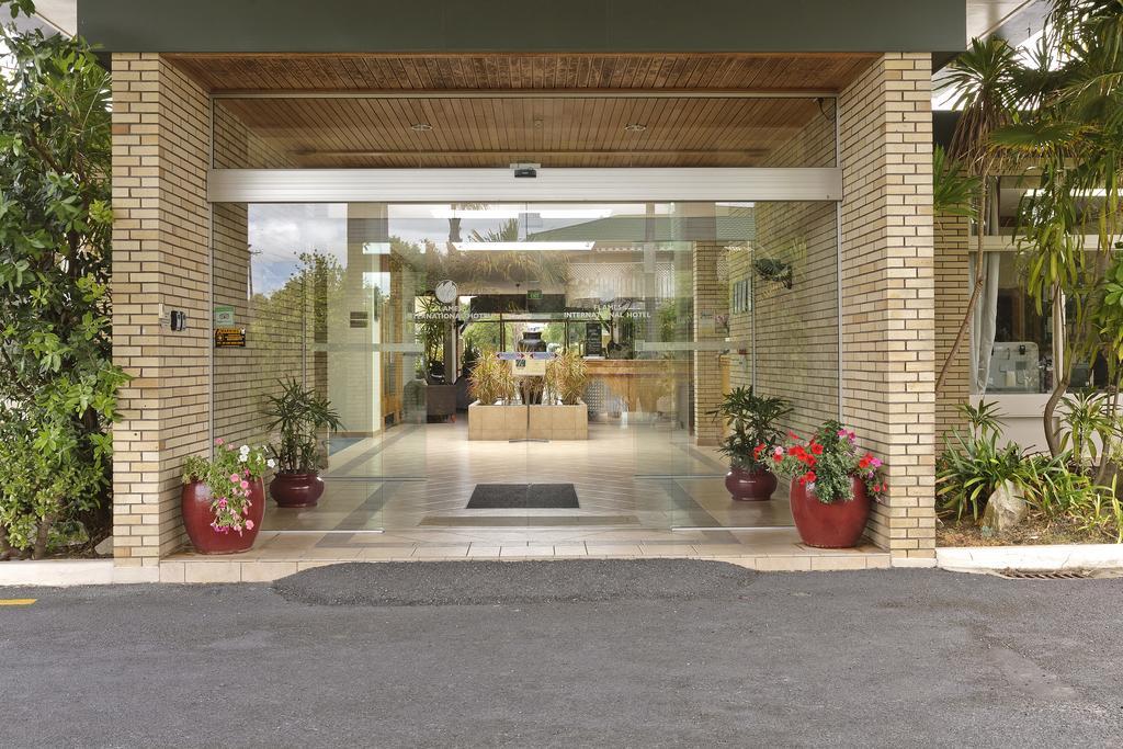 Comfort Hotel Flames Whangarei Exterior photo