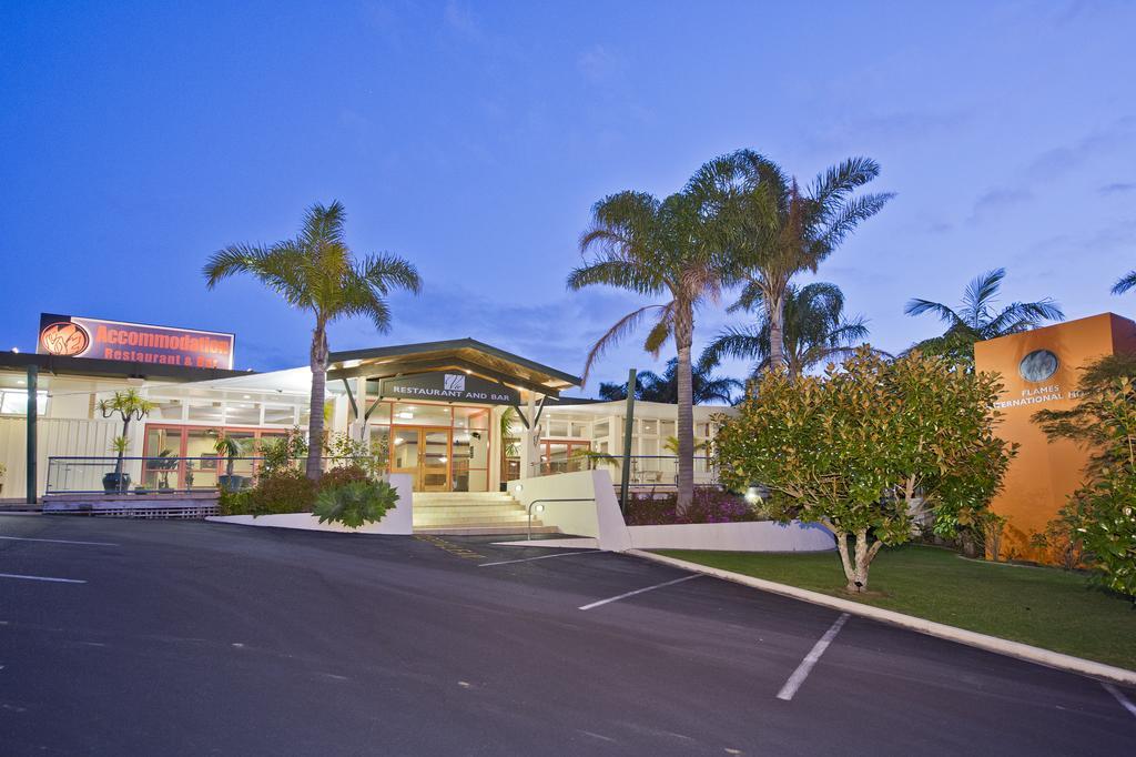 Comfort Hotel Flames Whangarei Exterior photo
