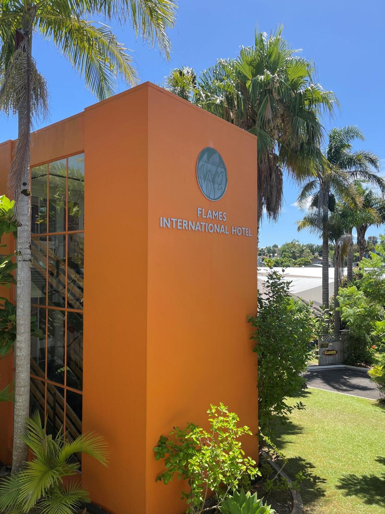 Comfort Hotel Flames Whangarei Exterior photo
